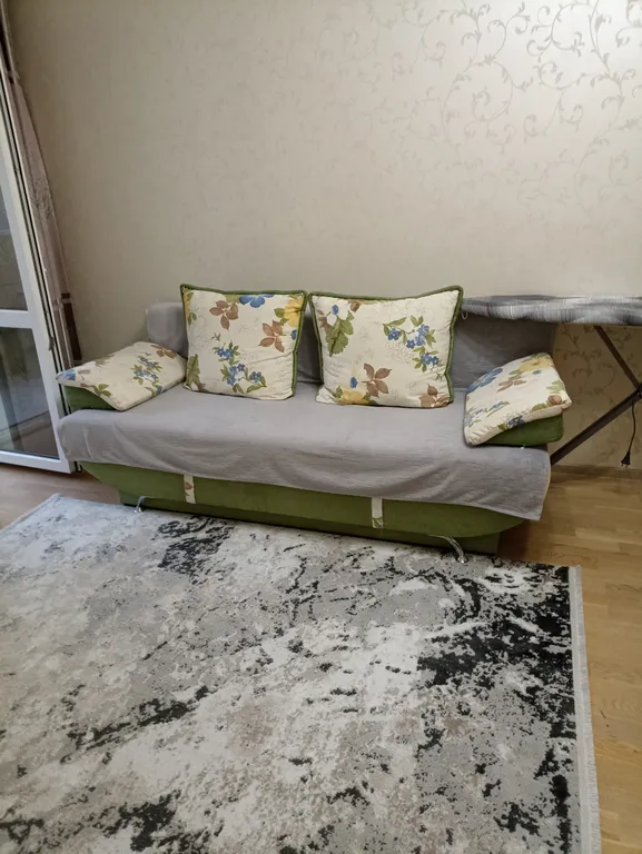 Молодежная, уютная евродвушка,вторая линия от моря.