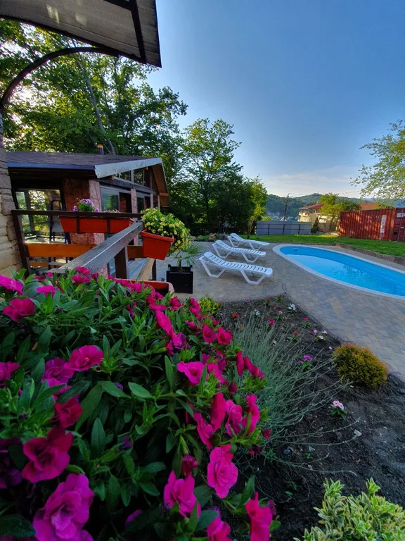 Коттедж Эко домик — аренда посуточно в Нижняя Хобза