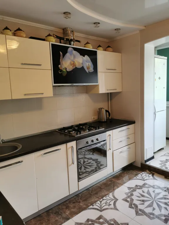 3-комнатная просторная с кондиционером