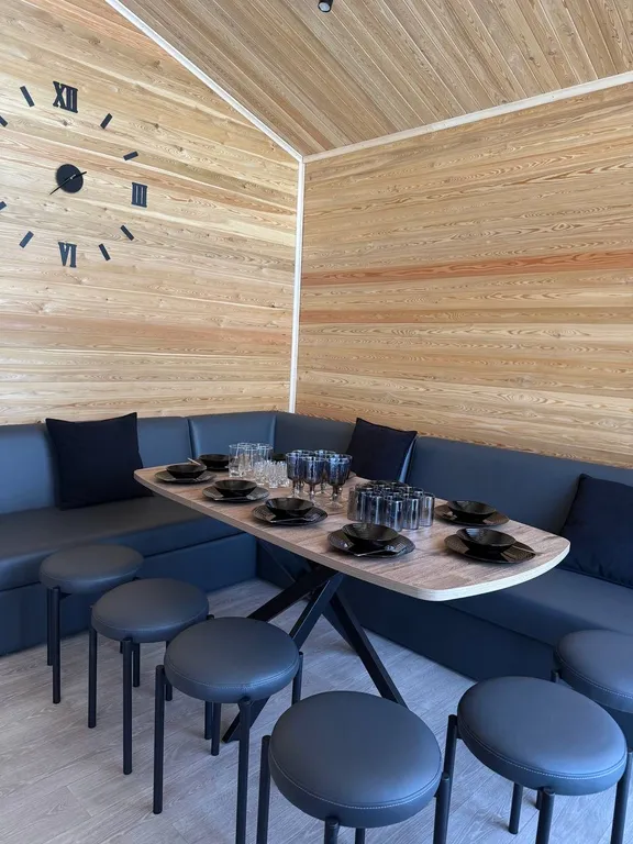 Дом с баней у реки