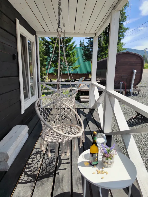 Коттедж Уютный, теплый дом с видом на гору Мустаг — Шерегеш