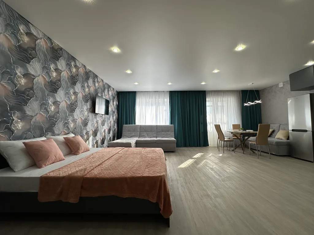 Просторная квартира-студия ЛайкХоум на Уральской 2Д