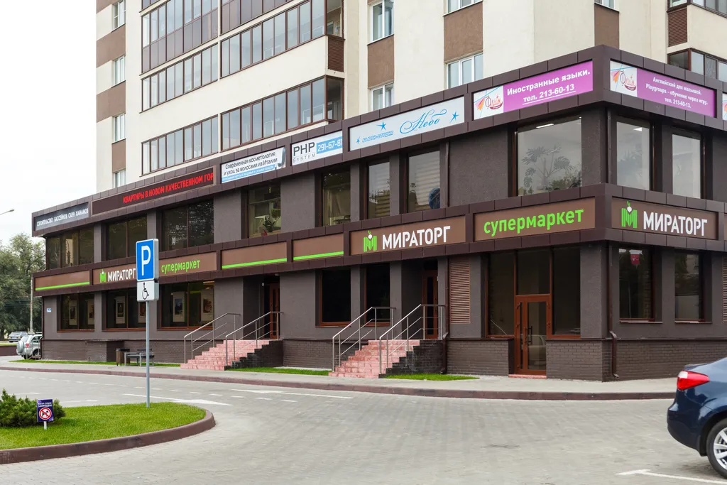 Большая квартира с видом на красивые закаты у Гран-при и Олимп пять.