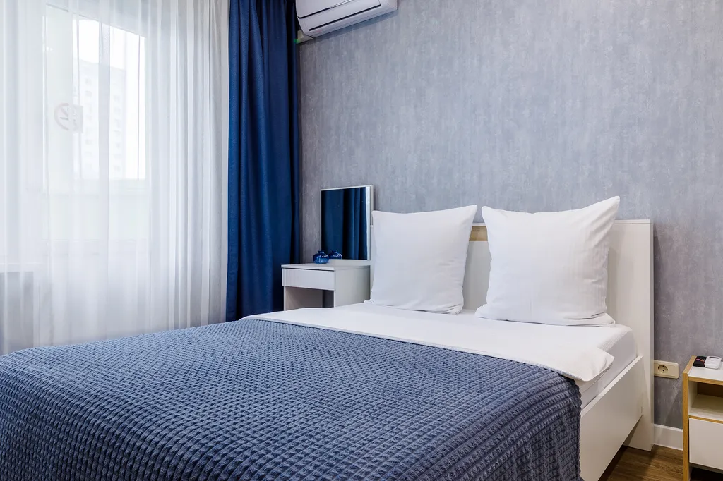 Апартаменты цвета индиго с видом на Суру