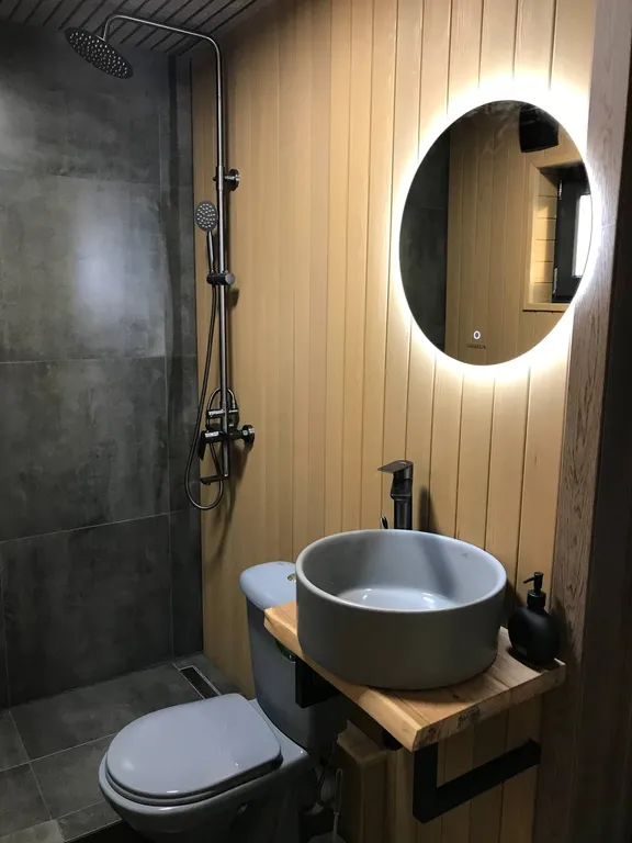 Домик с видом на лес с купелью