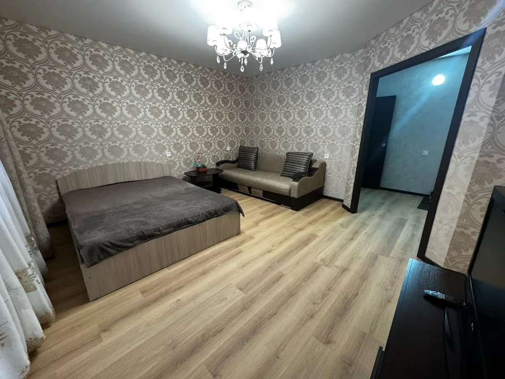 Уютная квартира — аренда посуточно в Тобольск