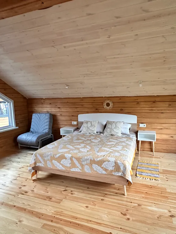 Новый круглогодичный коттедж из бруса на берегу Катуни