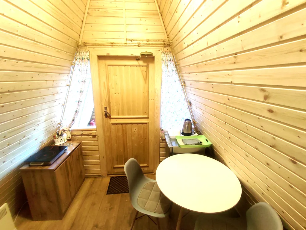 Шале с видом на лес и горы