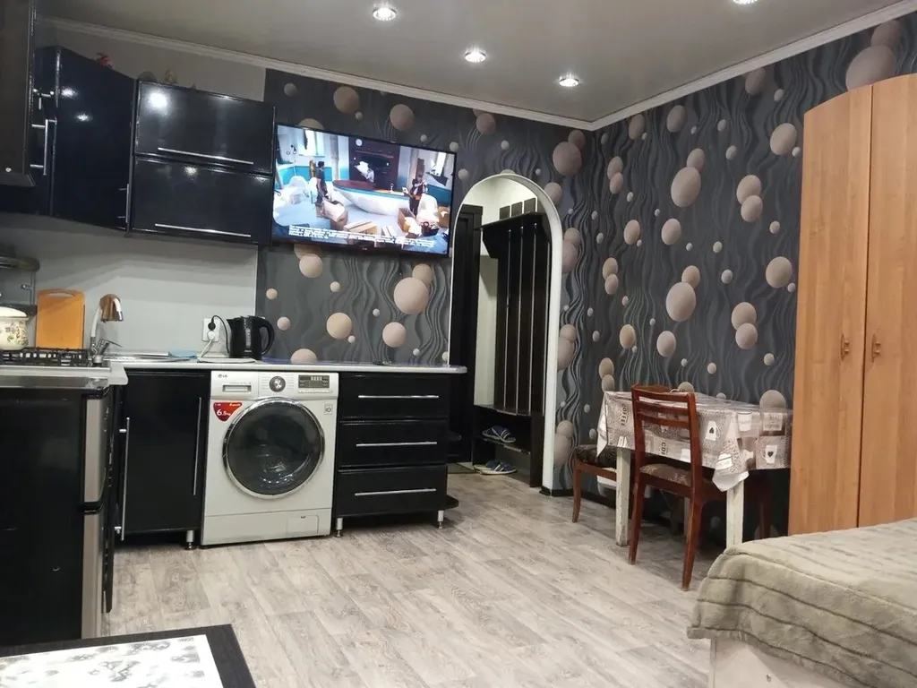 Уютная квартира в центре города и личная стоянка с видиофиксацией