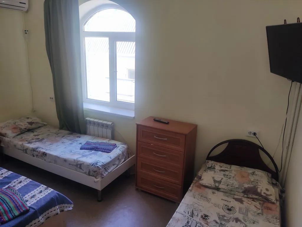 Квартира Четырехместный номер №9 на втором этаже — аренда посуточно в Благовещенская