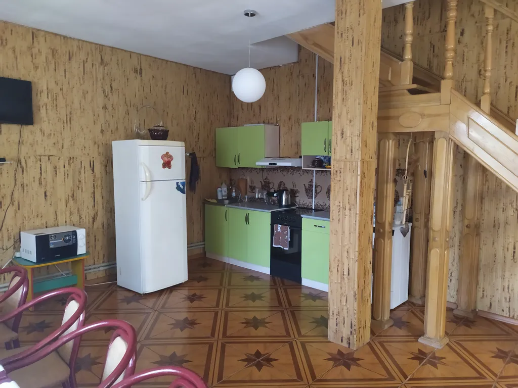 6-комнатный Дом