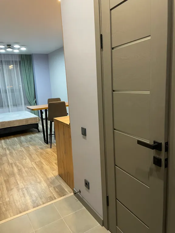 Студия в новом доме с видом на Золотой Рог