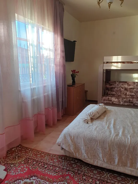 Квартира 1-комнатная с отдельным входом