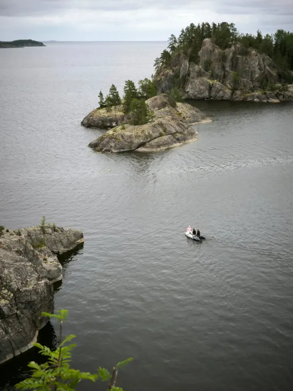 Домик на острове