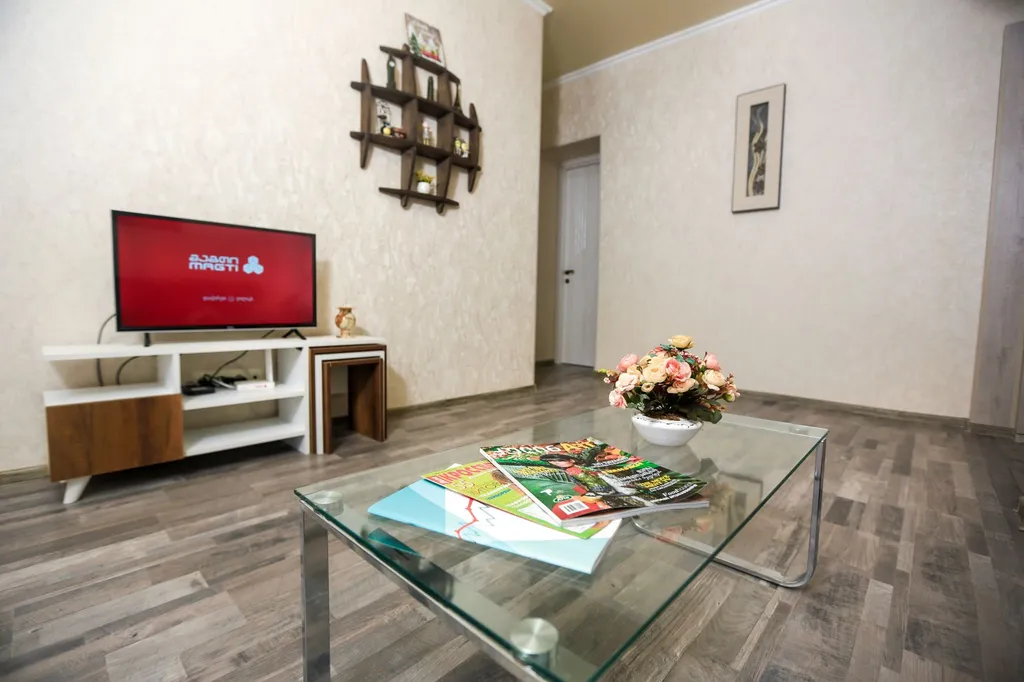 Lilu's apartment in the city center