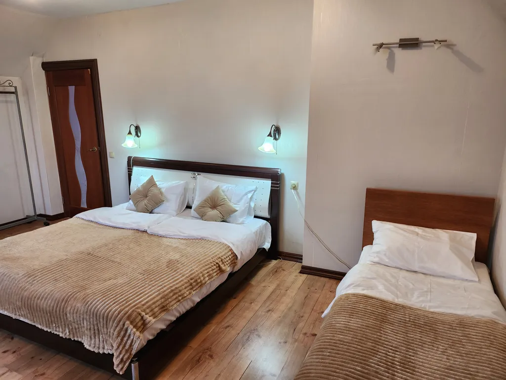 Загородный дом Филино с сауной, садом и барбекю