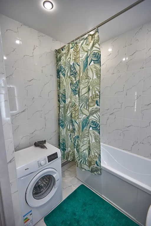 Новая студия с балконом на 14 этаже