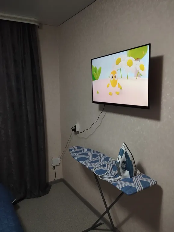 Уютная квартира в городе среди гор