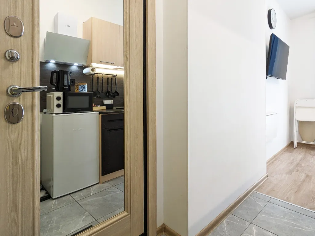 Новая студия, чистый подъезд, свежий ремонт, пешком до Борисоглебского