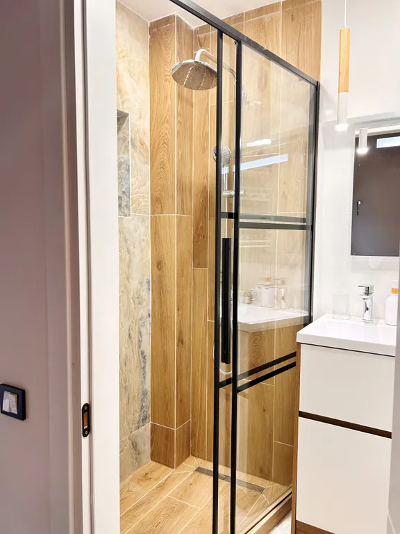 Квартира White Camelia apartment by brege — Батуми