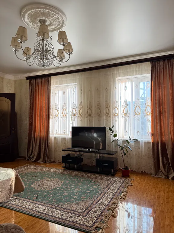 Уютный дом в центре города