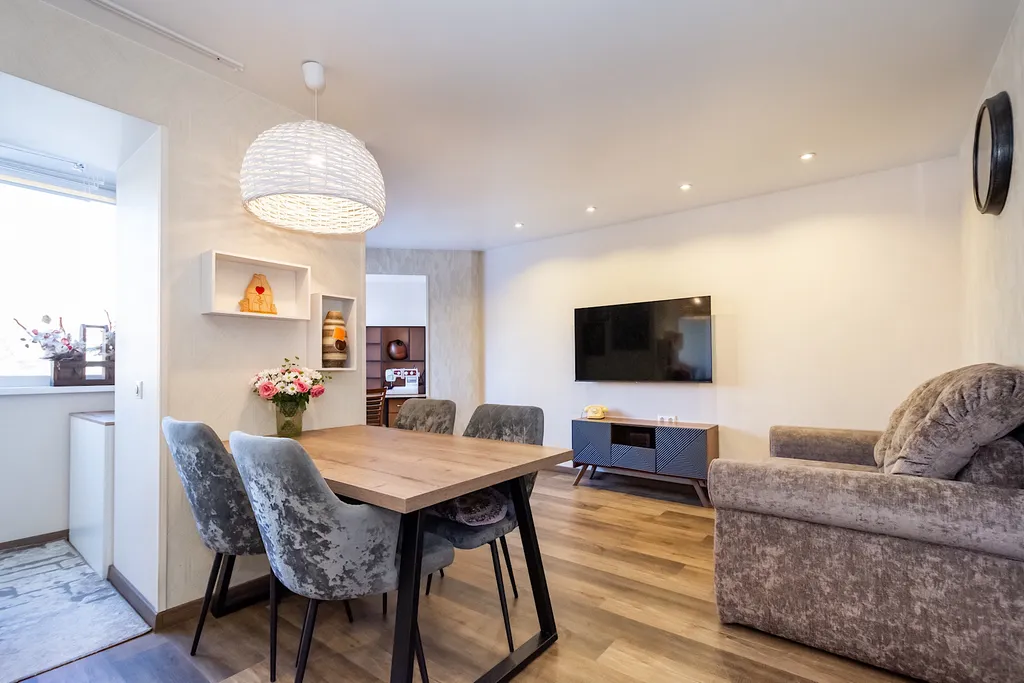 Уютная аккуратная квартира в центре на 6-8 человек — аренда посуточно в Новосибирск