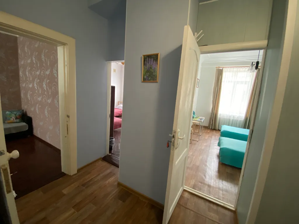 Большая квартира в центре для компании до 12 человек