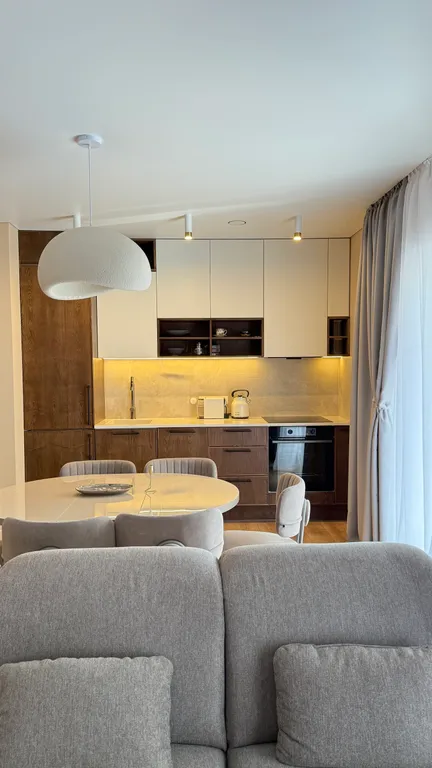 Дом с сауной и террасой а видом на сад