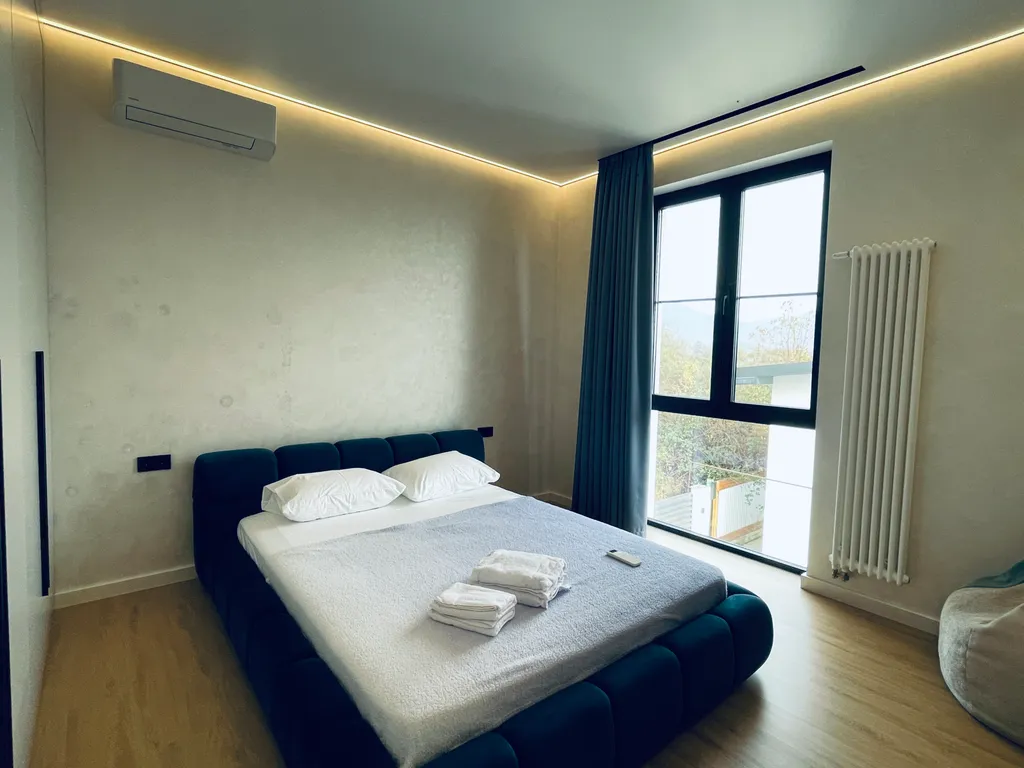 Вилла с бассейном и баней