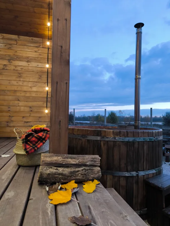 Глемпинг Мечта у Волги с бочкой Фурако