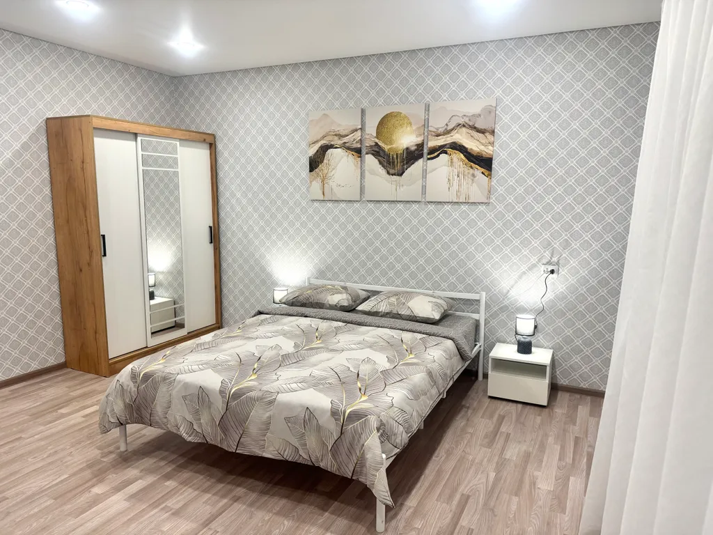 Уютная и просторная квартира в центре — аренда посуточно в Магнитогорск