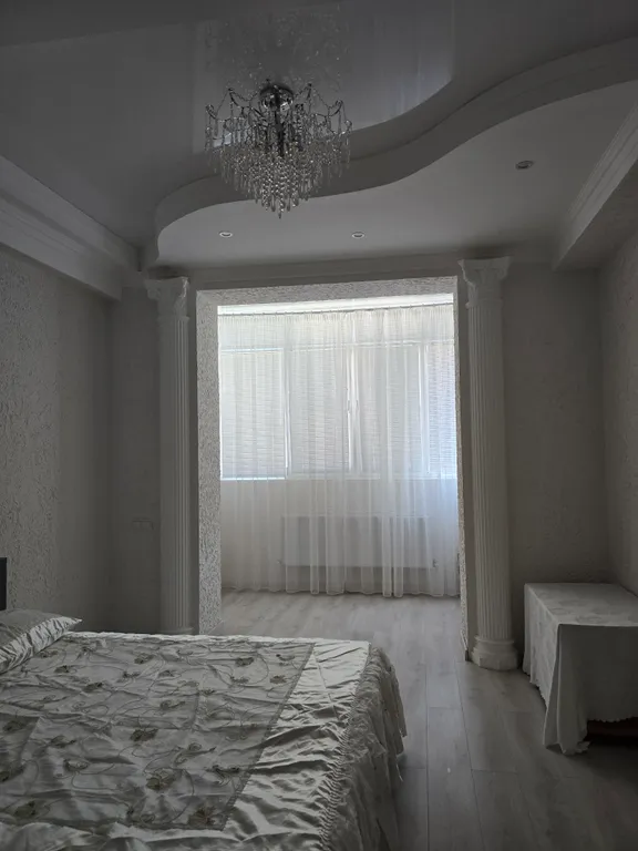 Уютная квартира-студия в новостройке в самом центре города