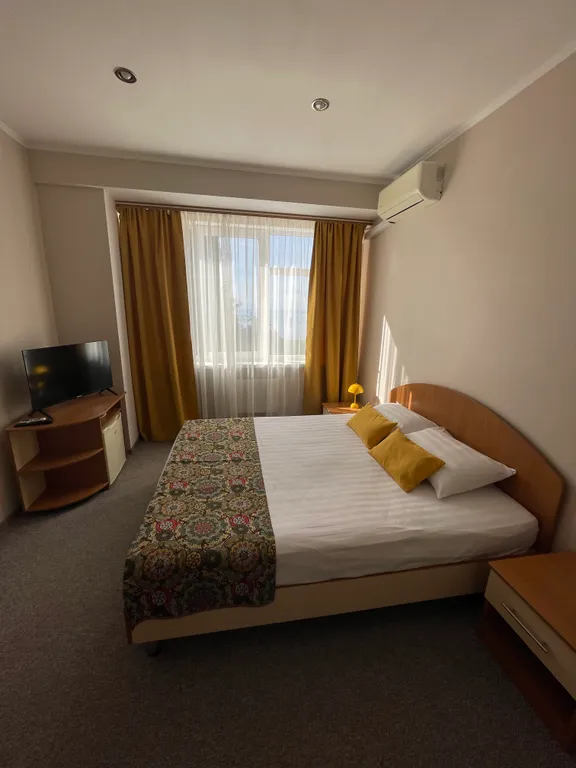 Квартира Уютный двухместный номер с двуспальной кроватью и видом на море — аренда посуточно в Ялта