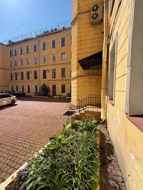 Квартира Петербургская квартира-студия у Эрмитажа — Санкт-Петербург