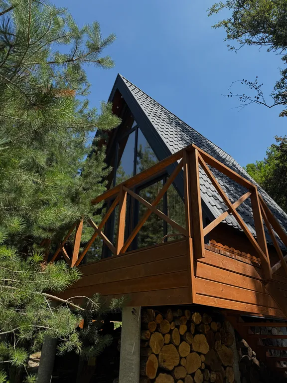 Коттедж Уютный домик с купелью и баней в сосновом лесу — аренда посуточно в Кисловодск