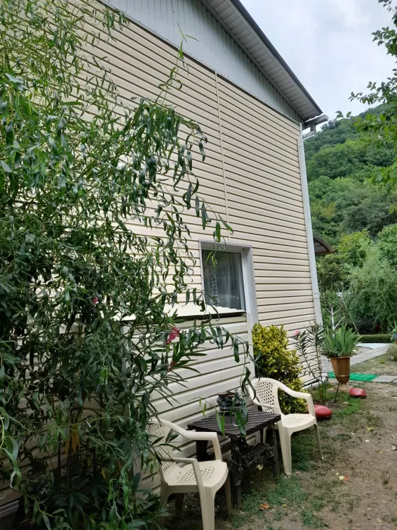 Дом с видом на горы