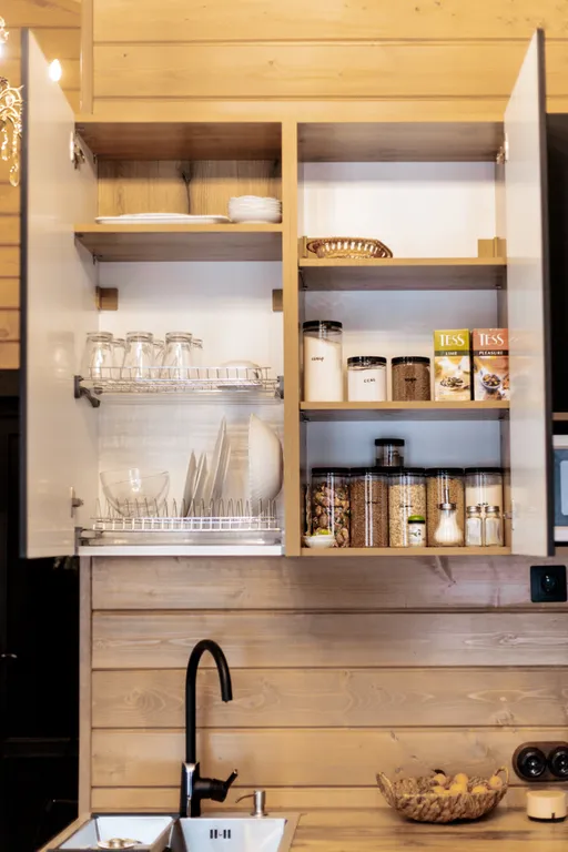 Шале темный