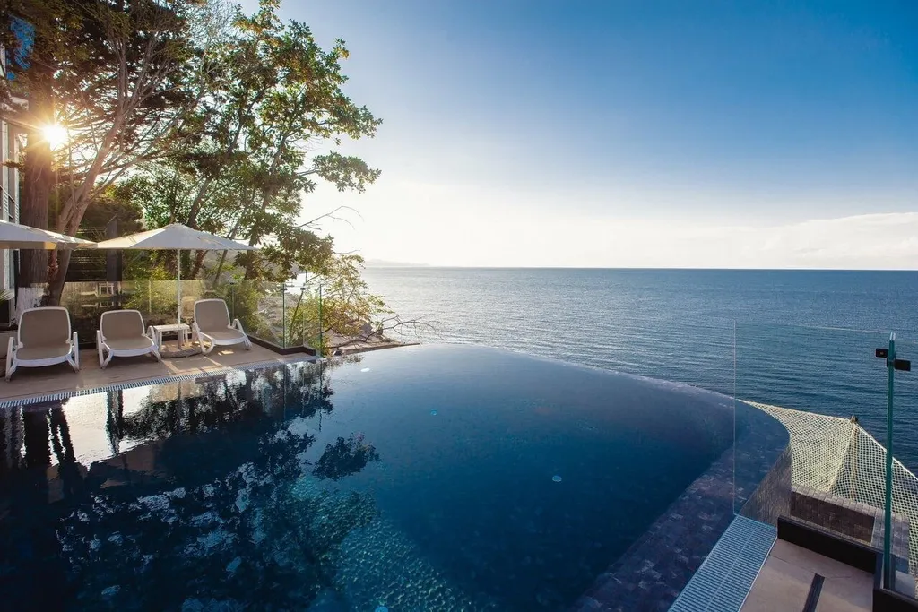 Лазурные апартаменты на берегу моря в отеле Лучезарный Резорт 4