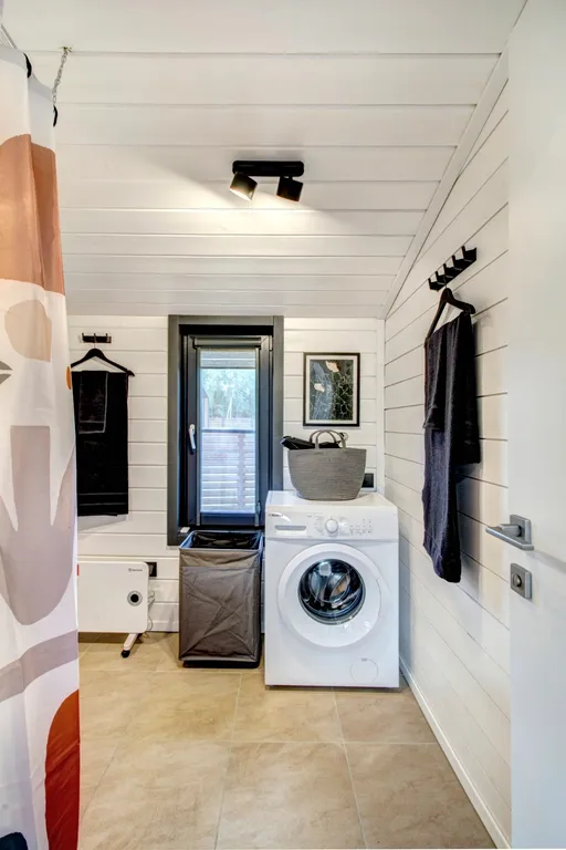 Уютный дoм с видом нa лес