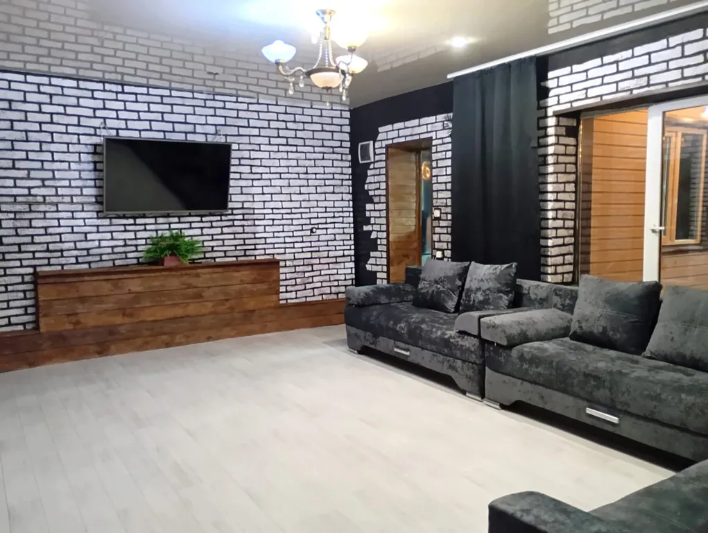 Дом с сауной на дровах и бассейном в доме, 10 минут от Мамаева кургана