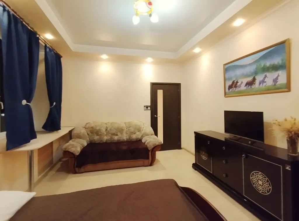 Просторная квартира до 7 человек в центре