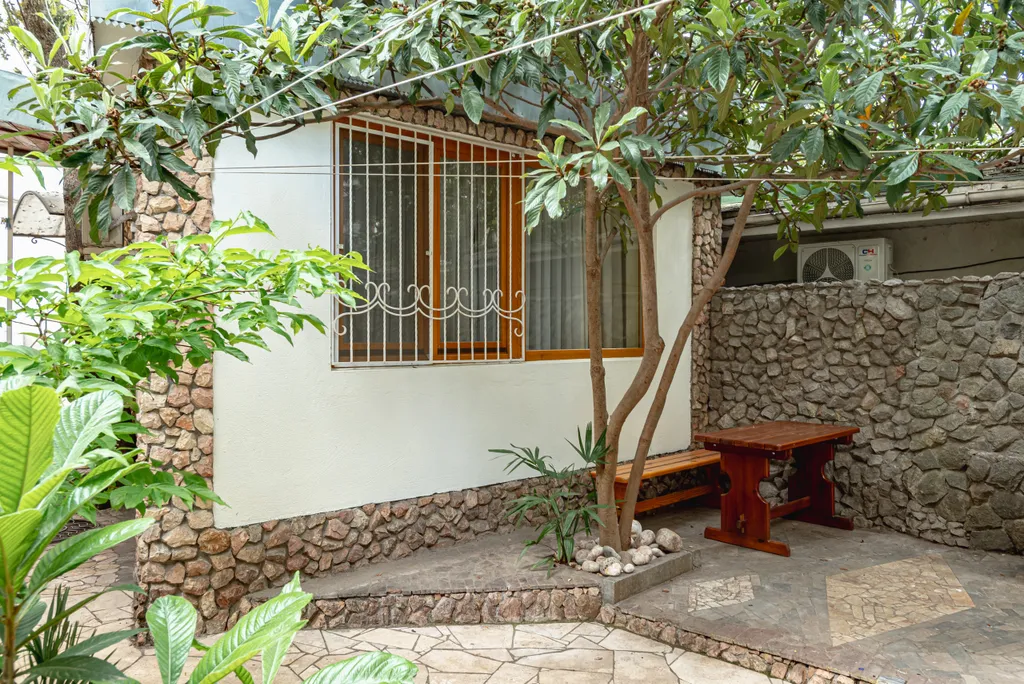 Семейный номер в уютном доме в центре города