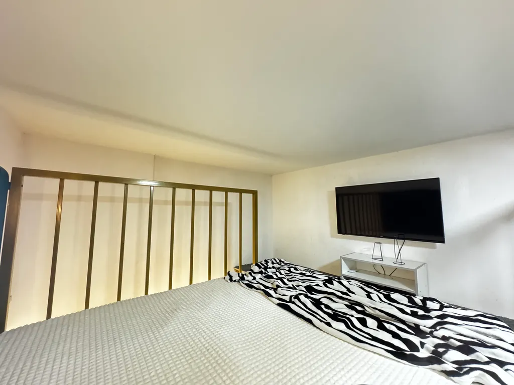 Квартира Апартаменты в стиле Loft bed — Екатеринбург