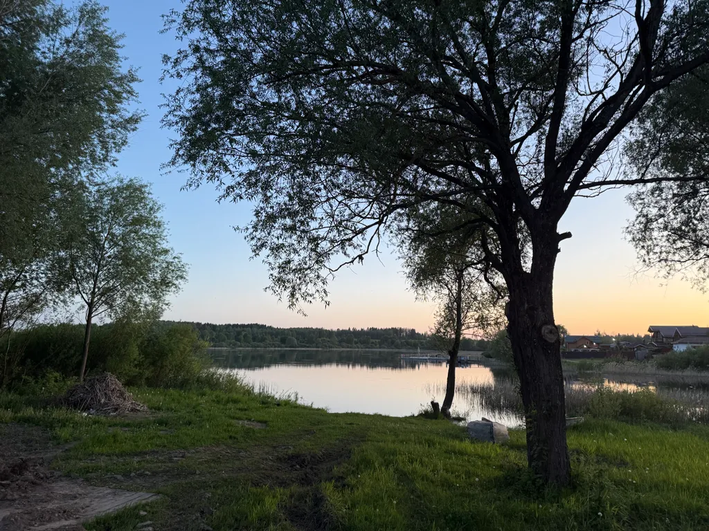 Дом на берегу Озернинского водохранилища
