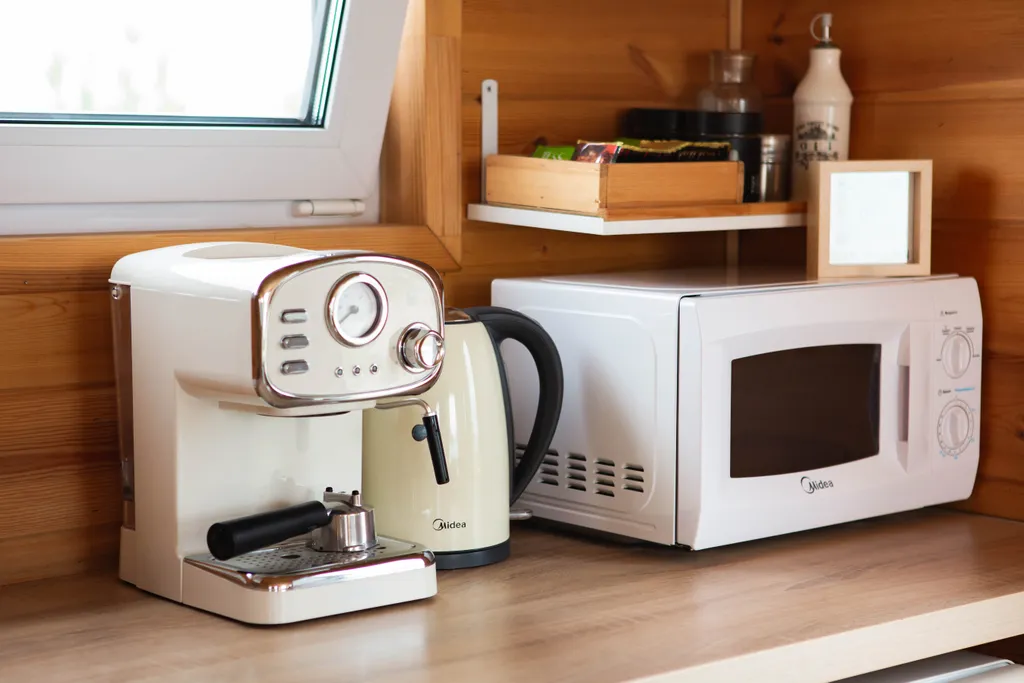 Домик с бассейном с банькой и чаном на дровах