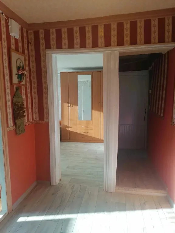 Уютная квартира в центре посёлка