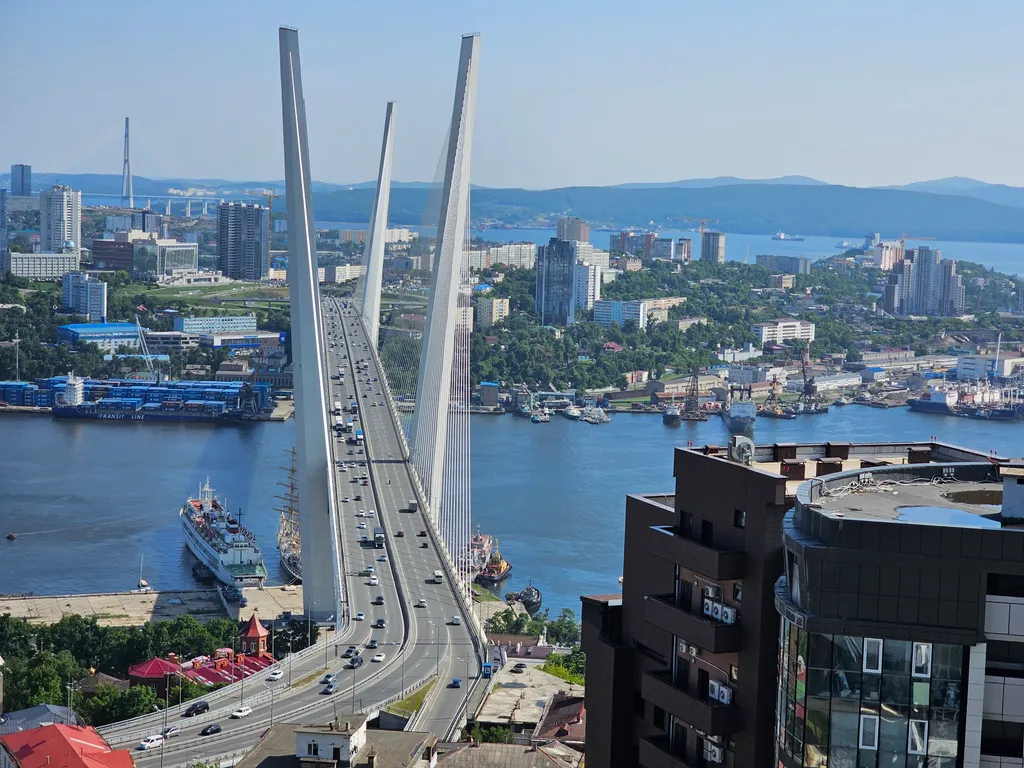 3х.ком.кв. 105 м.кв в ЦЕНТРЕ с видом на море и город, р-он ФУНИКУЛЁРА