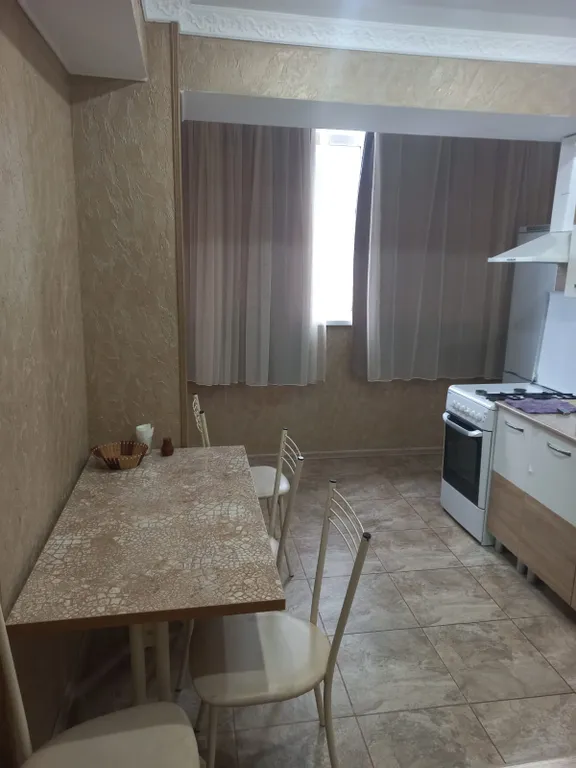 Уютная трёхкомнатная квартира город Гагра со всеми удобствами.