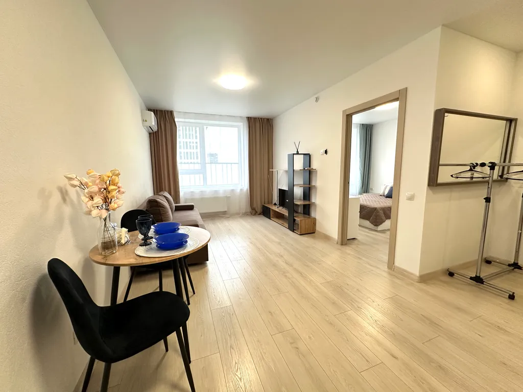 Квартира Апартаменты Эдельвейс в новом ЖК Сердце Сибири в центре города — Тюмень