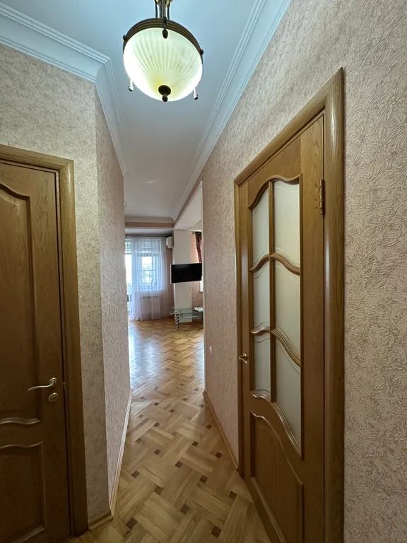 Квартира Квартира в центре города по низкой цене — Махачкала